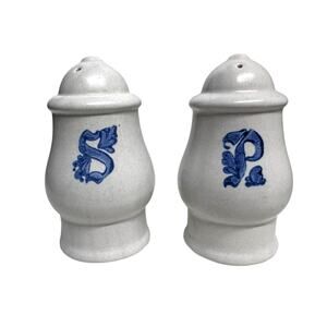 Vintage Pfaltzgraff Yorktowne Stoneware Salt and Pepper Shakers